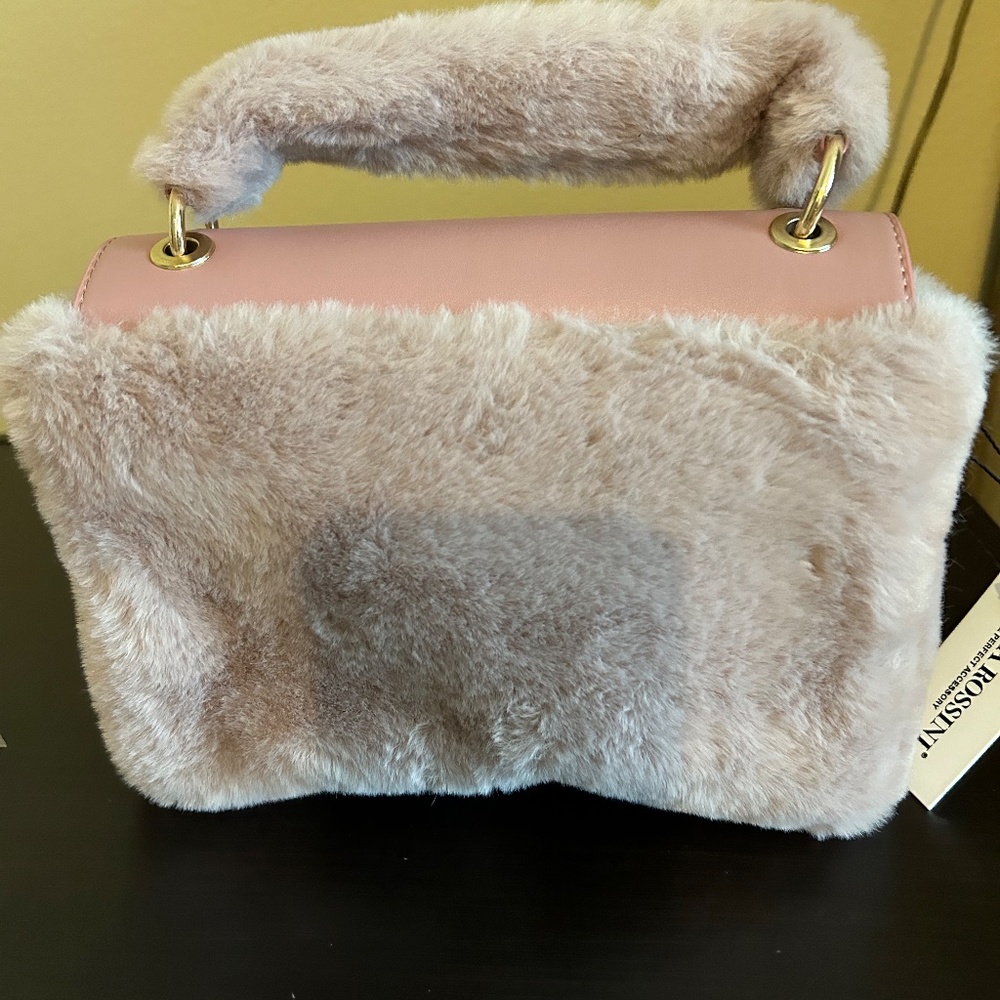 Purse - Picture 2 of 7